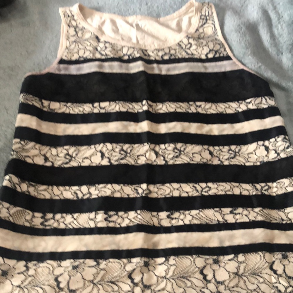 Sleeveless shirt with lace detail sheer see through in front beige & black